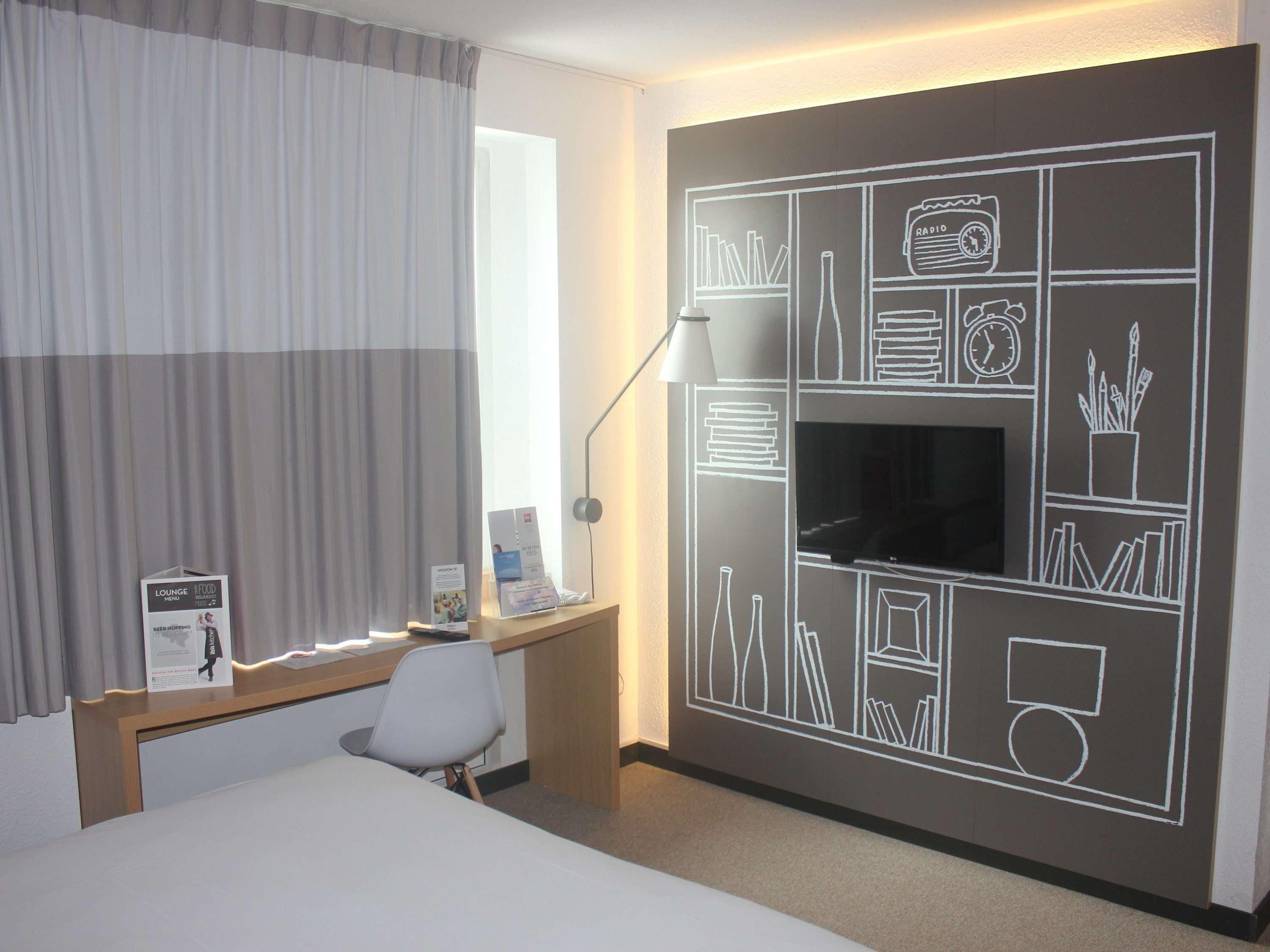 B&B Hotel Mons Gare Zewnętrze zdjęcie