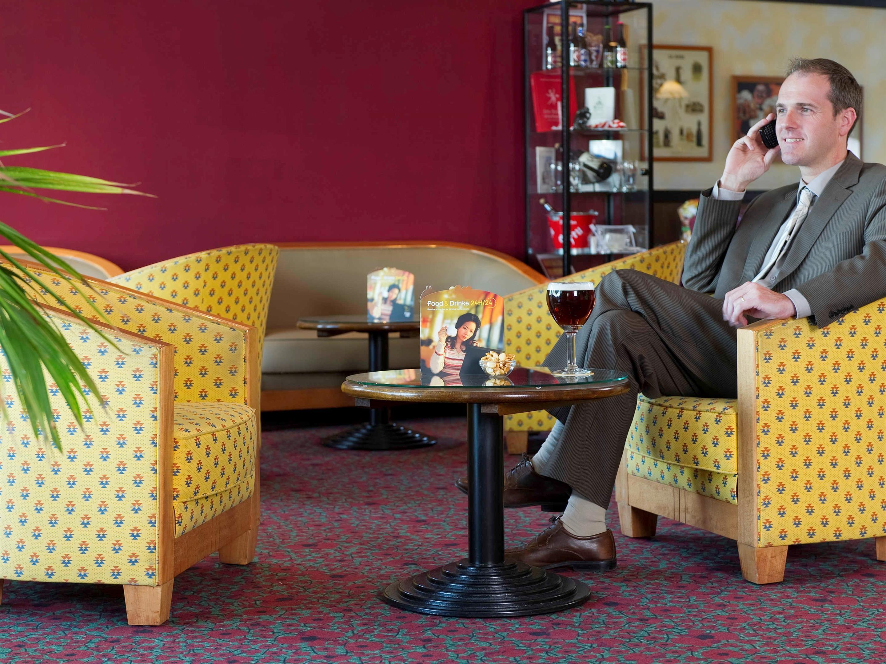 B&B Hotel Mons Gare Zewnętrze zdjęcie