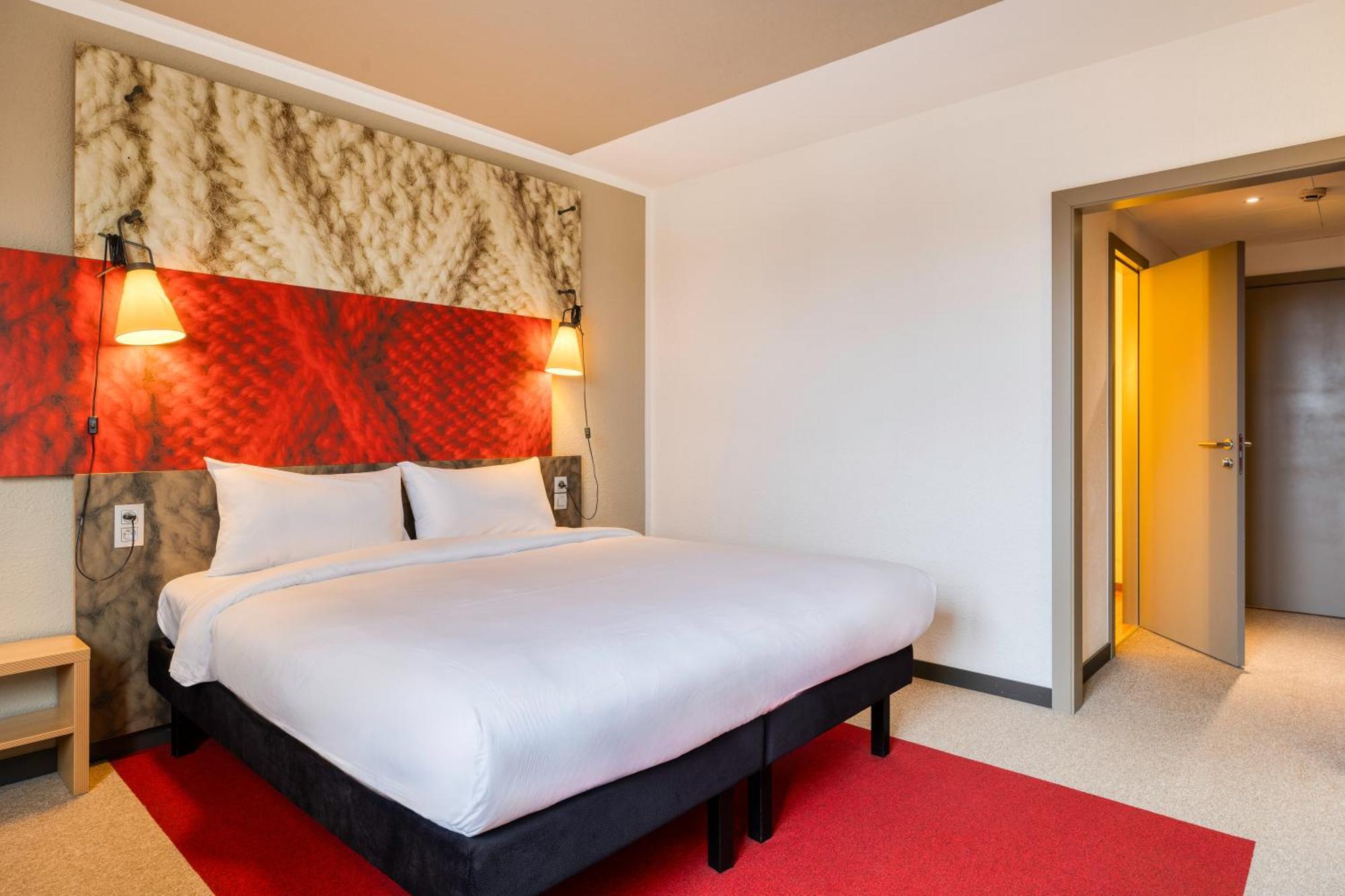 B&B Hotel Mons Gare Zewnętrze zdjęcie