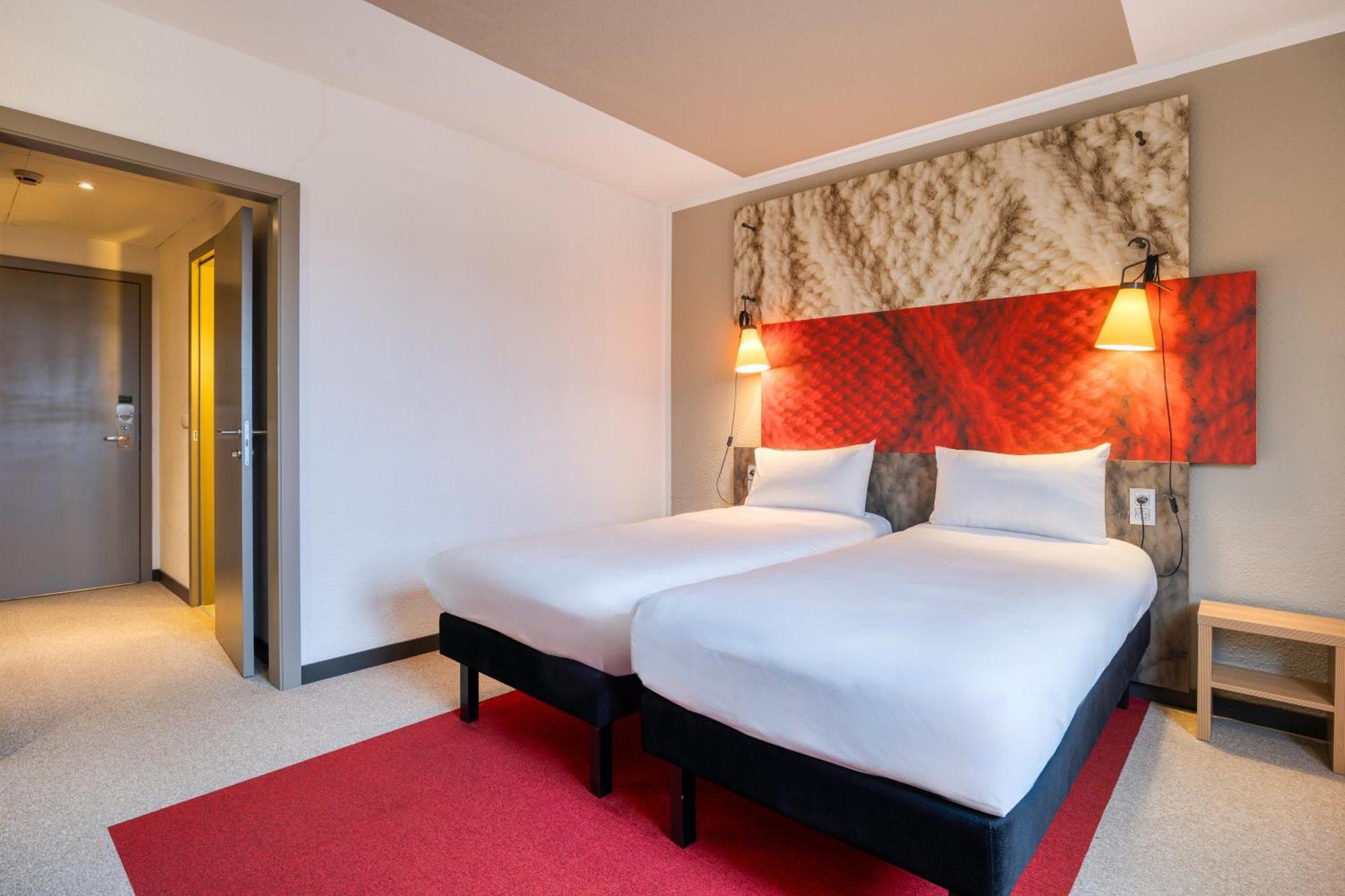 B&B Hotel Mons Gare Zewnętrze zdjęcie