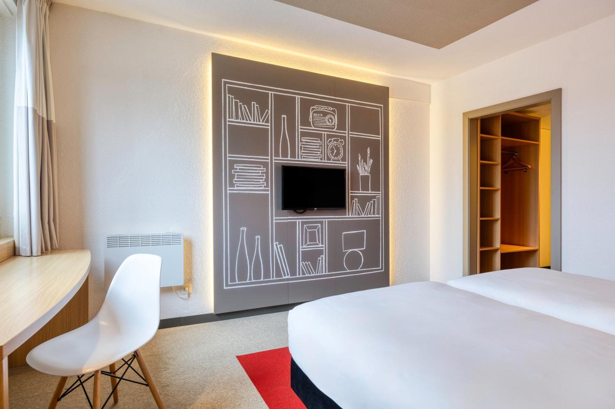 B&B Hotel Mons Gare Zewnętrze zdjęcie