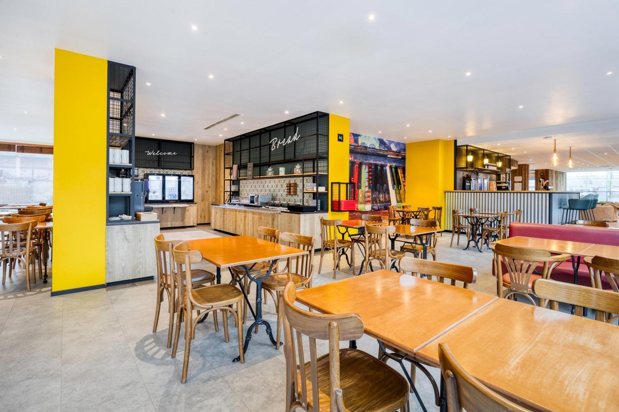 B&B Hotel Mons Gare Zewnętrze zdjęcie