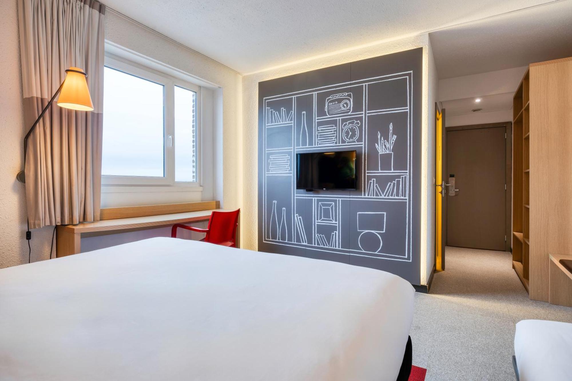 B&B Hotel Mons Gare Zewnętrze zdjęcie